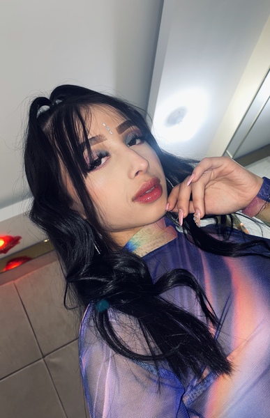 Live sex webcam photo for ElizabethAngel #4229487