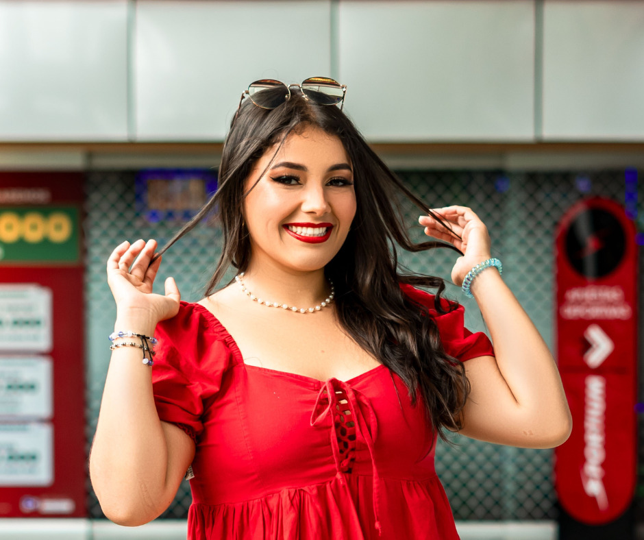 Live sex webcam photo for BellaTunder #7406590