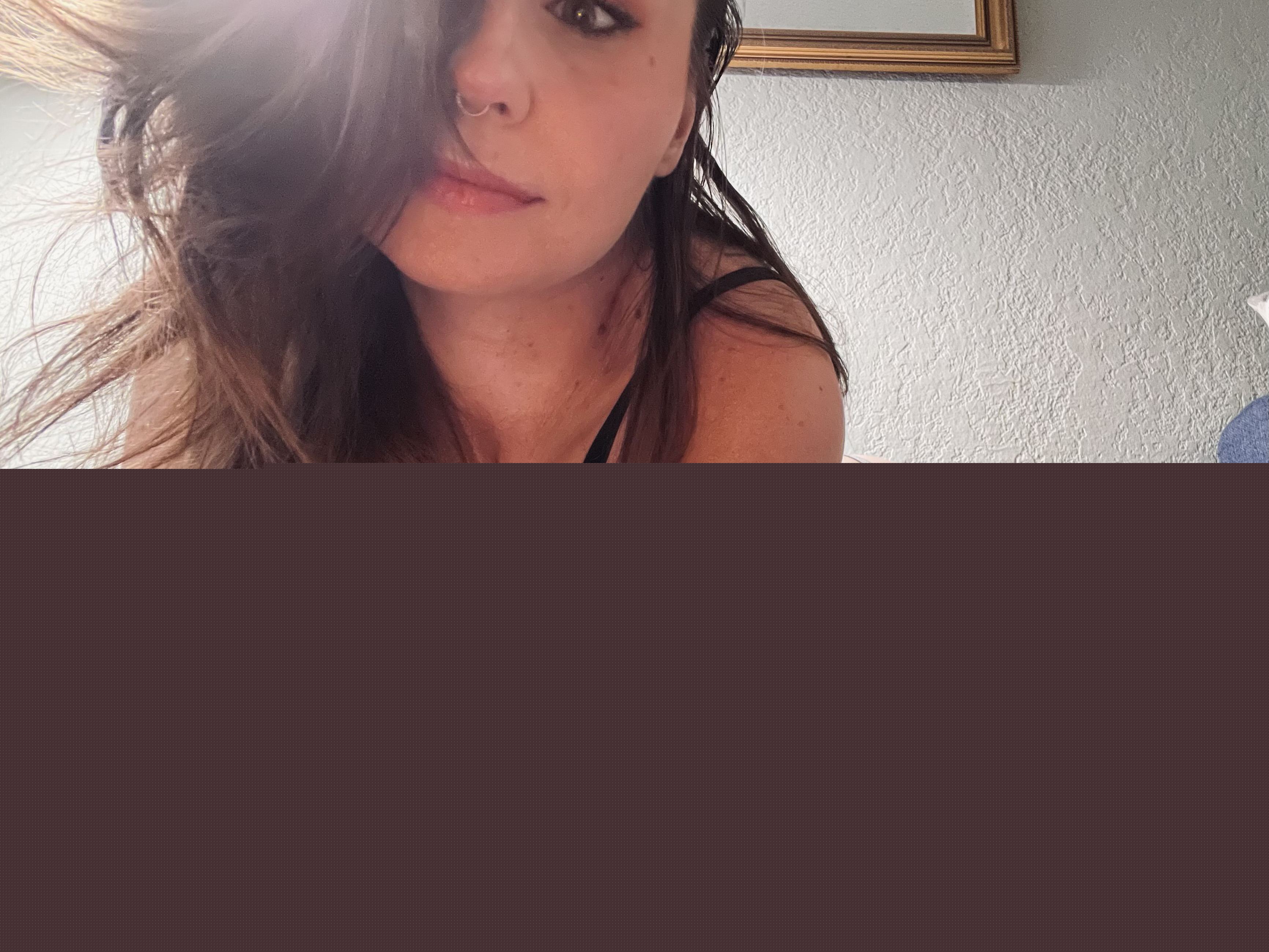 Live sex webcam photo for BittyBee #5547349