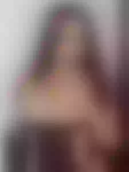 Live sex webcam photo for NicoleeAnistonn #5604427