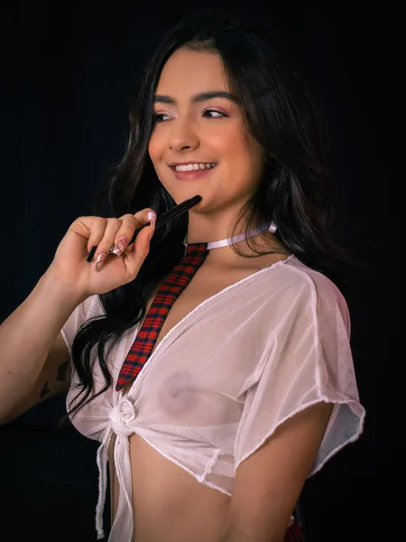 Live sex webcam photo for HanaSanders #6370132