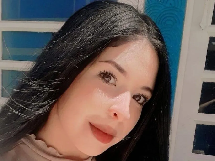 Live sex webcam photo for alessiasweety #4183229