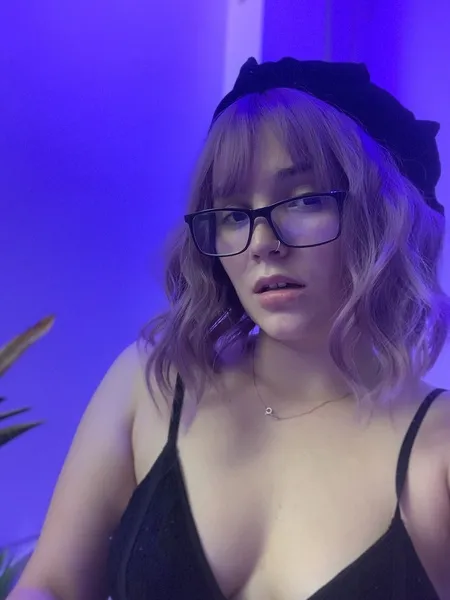 Live sex webcam photo for EmmiFlorens #4249058