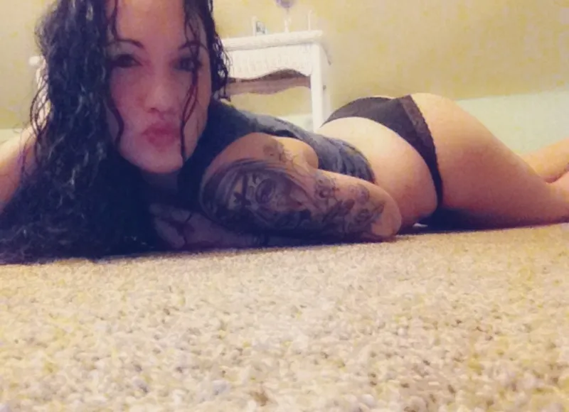 Live sex webcam photo for MariaBanks18 #4133003
