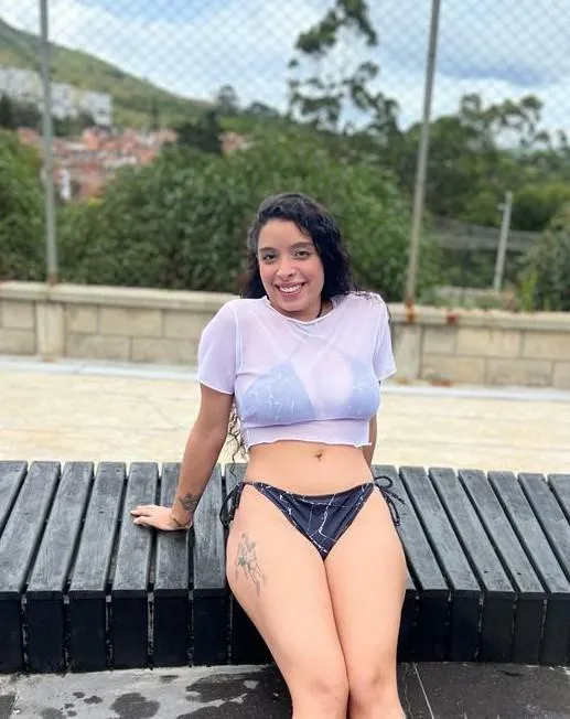 Live sex webcam photo for CharlotteeLopez #7812539