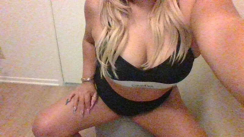 Live sex webcam photo for Latinaxxx21 #4131040