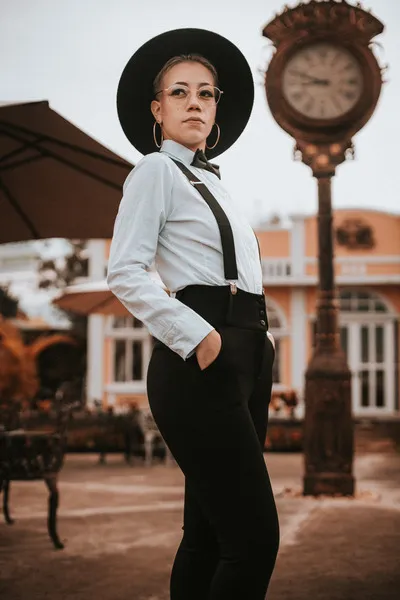 Live sex webcam photo for Oliviacollins101 #4056795