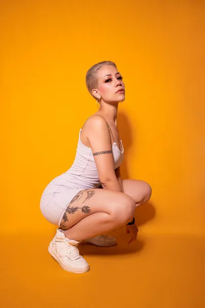 Live sex webcam photo for Oliviacollins101 #5352545