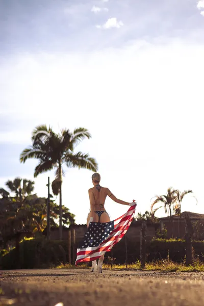 Live sex webcam photo for Oliviacollins101 #5401126