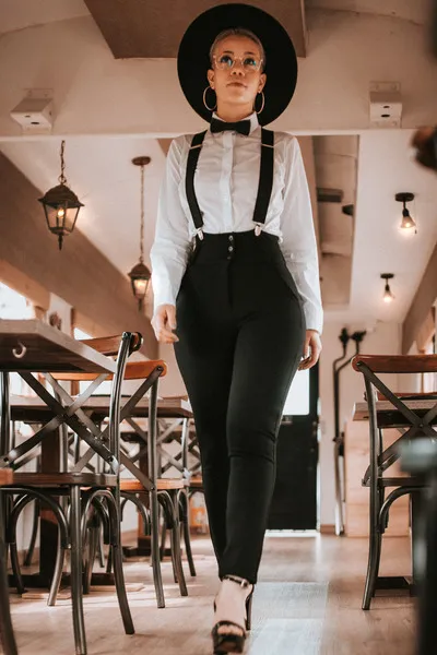 Live sex webcam photo for Oliviacollins101 #4056797