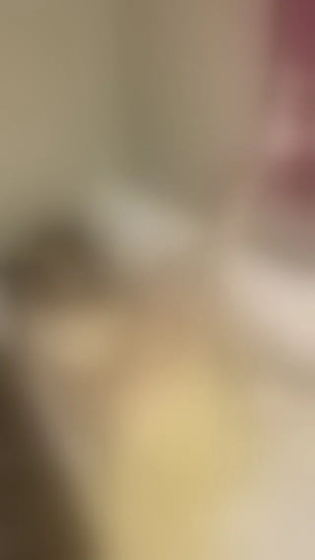 Live sex webcam photo for LunaLyons #8132304