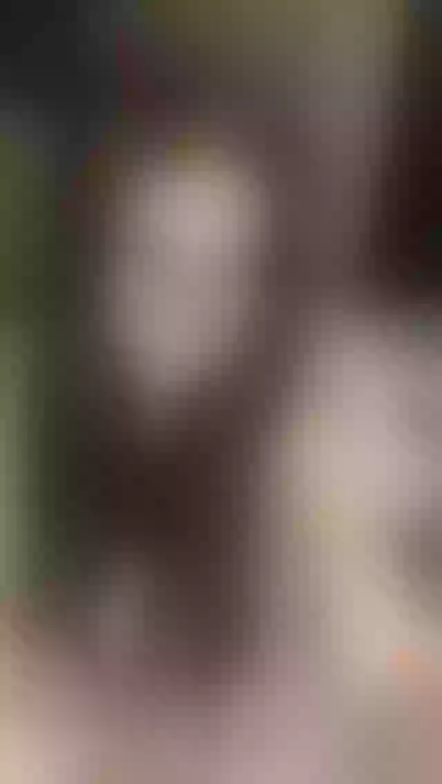 Live sex webcam photo for LunaLyons #8132302