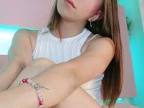 Live sex webcam photo for MIAADOLYN #6903208