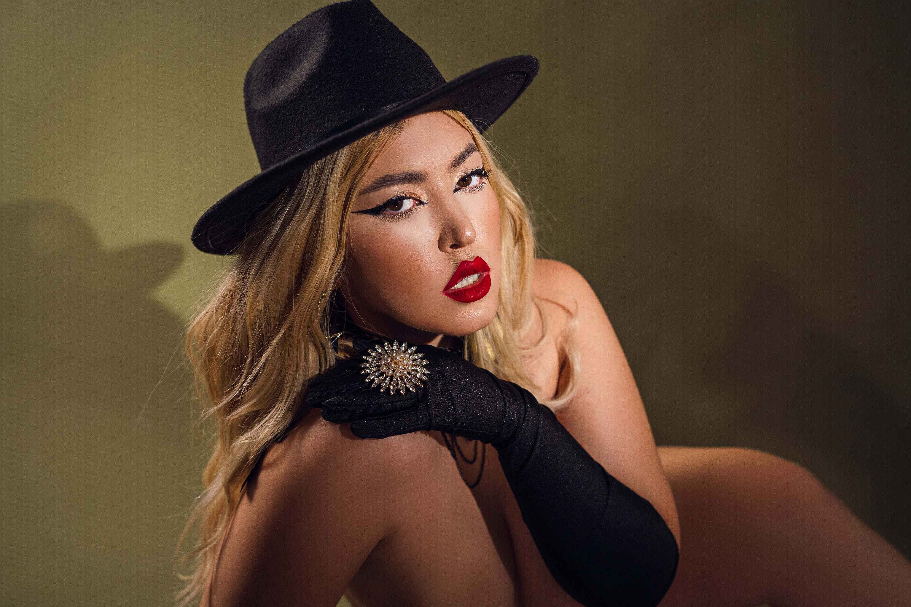 Live sex webcam photo for CleoLangley #7827397