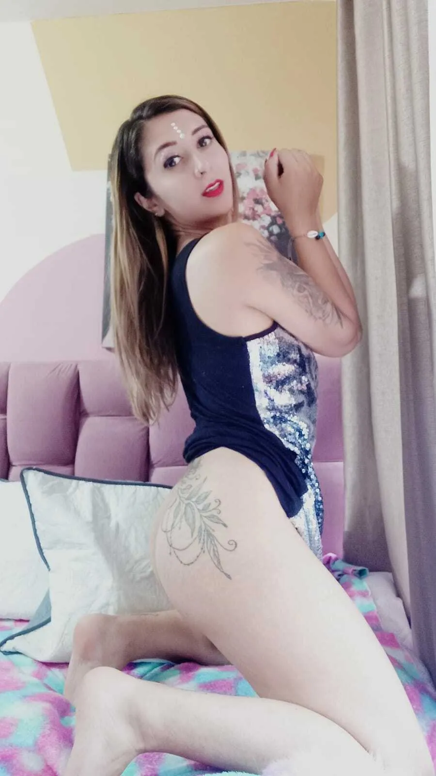 Live sex webcam photo for NatashaWildee #7419154