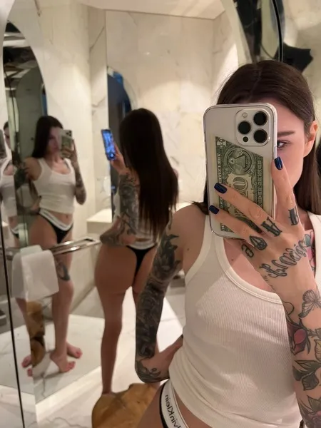 Live sex webcam photo for SashaNels #7783650