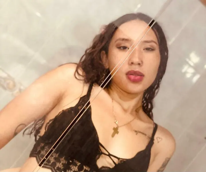 Live sex webcam photo for ScarlettBigLips #4029510