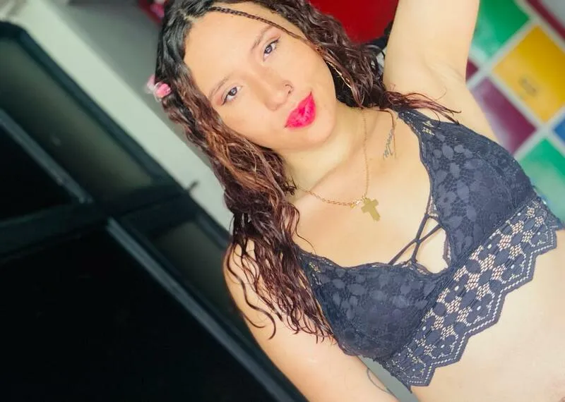 Live sex webcam photo for ScarlettBigLips #4029539