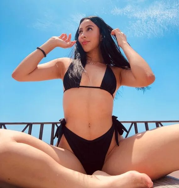 Live sex webcam photo for Paauly #6010908