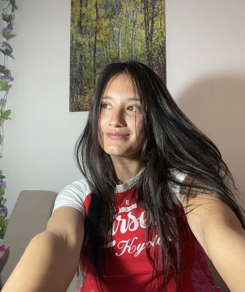 Live sex webcam photo for Kimyrosse #7115142