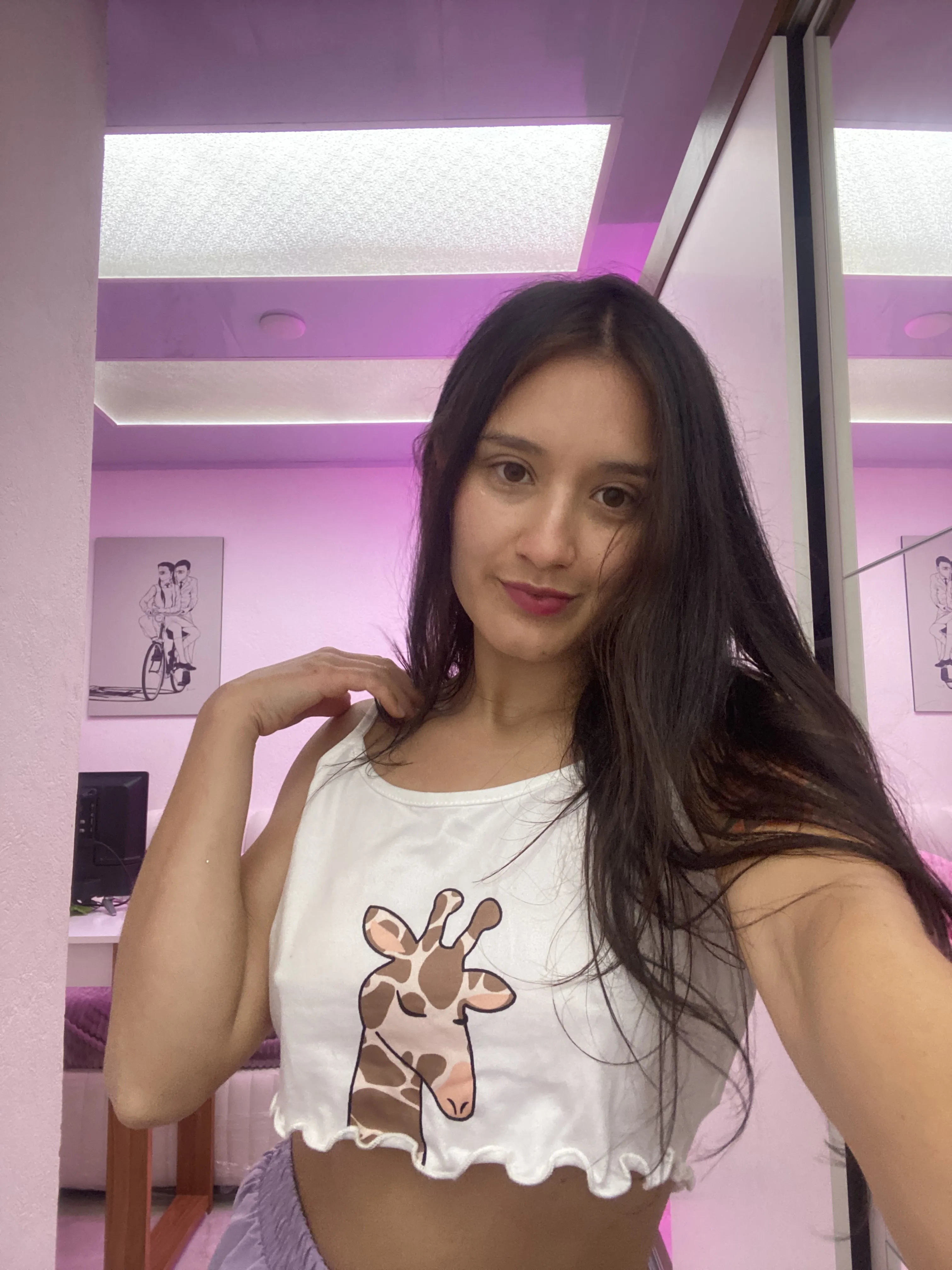 Live sex webcam photo for Kimyrosse #7878663