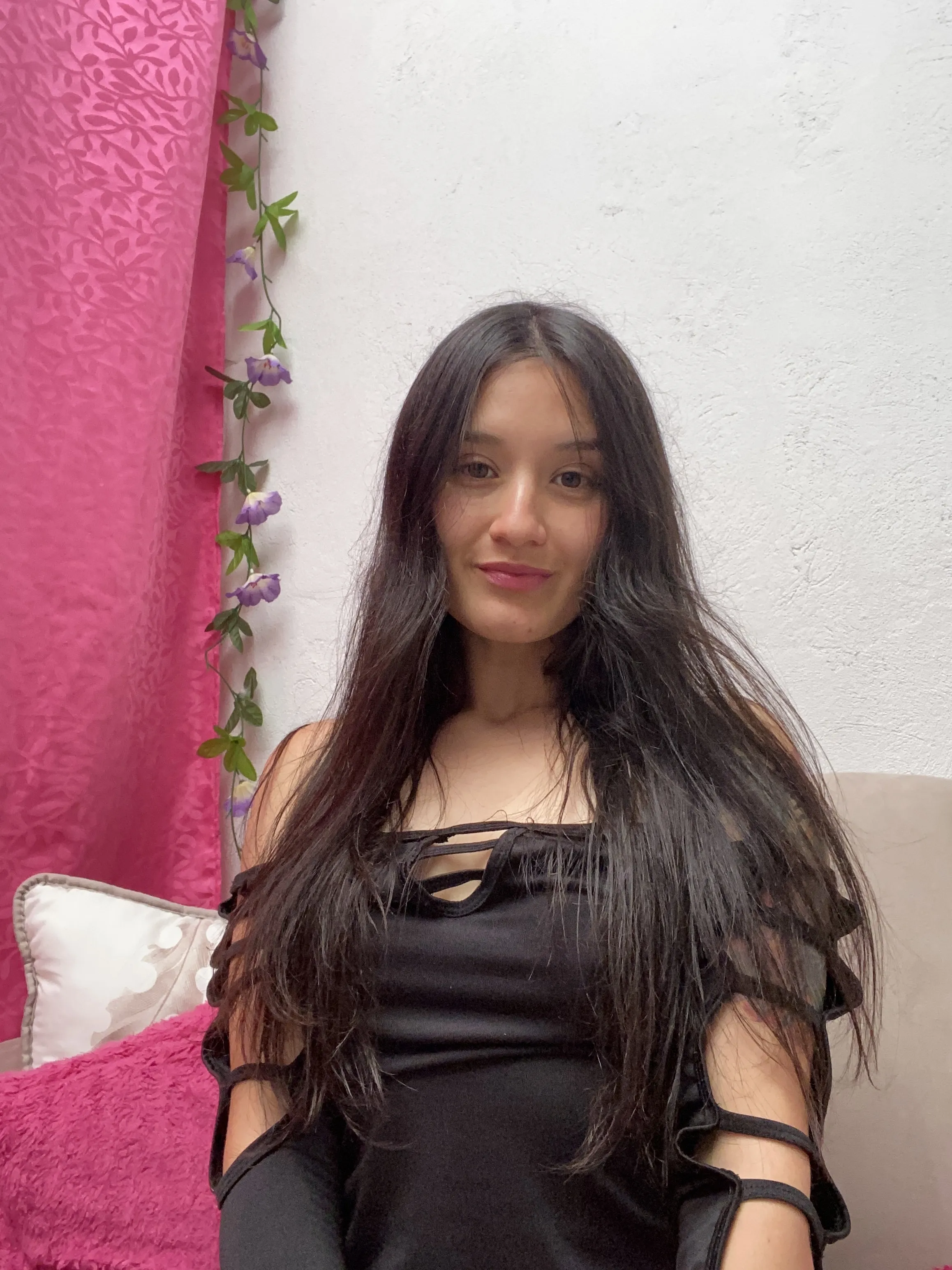 Live sex webcam photo for Kimyrosse #7115115