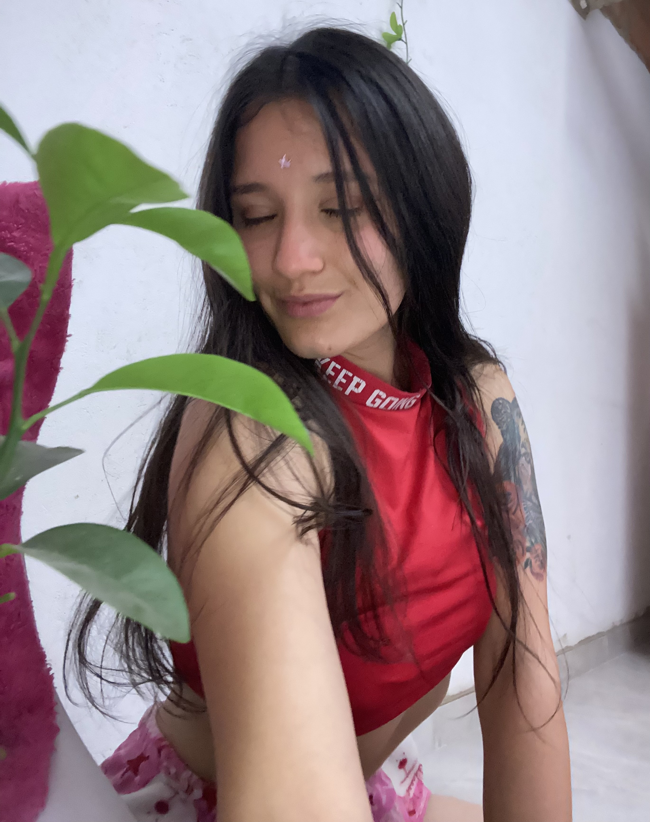 Live sex webcam photo for Kimyrosse #7114860