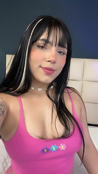 Live sex webcam photo for MIAKASUMi #5372297