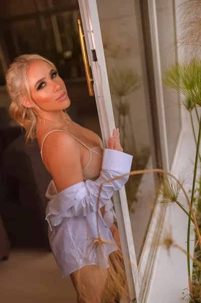 Live sex webcam photo for AlissonLopez #6200914