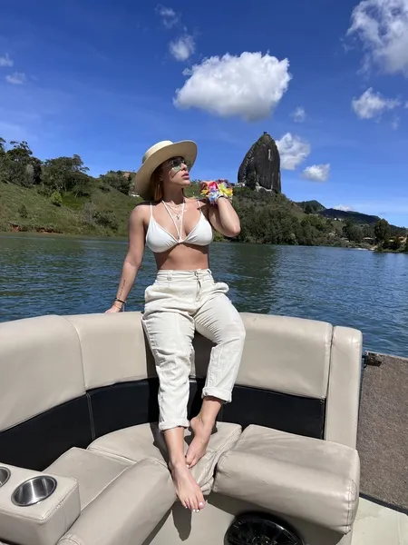 Live sex webcam photo for AlissonLopez #6200919