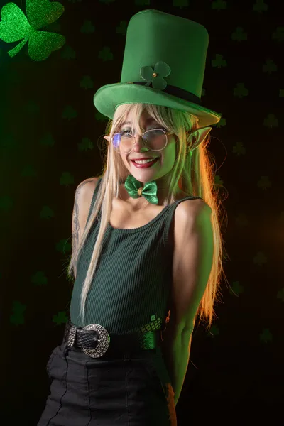 Live sex webcam photo for CloeLeee #7407785