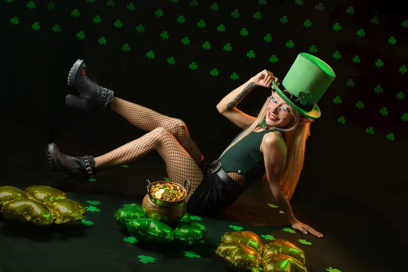 Live sex webcam photo for CloeLeee #7407801