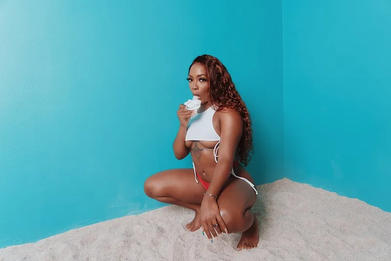 Live sex webcam photo for TheIzzyAda #5678564