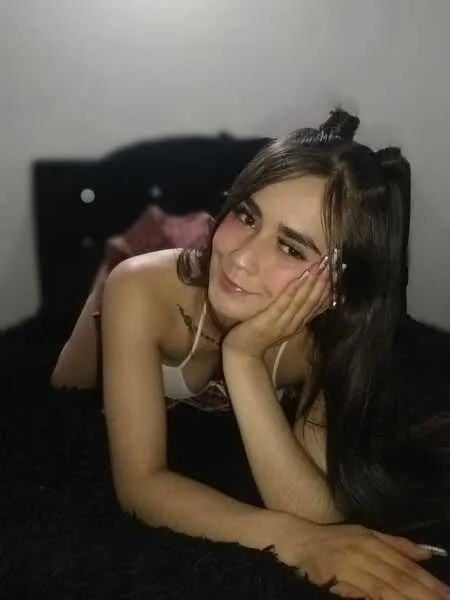 Live sex webcam photo for AriannaMoour #5349923