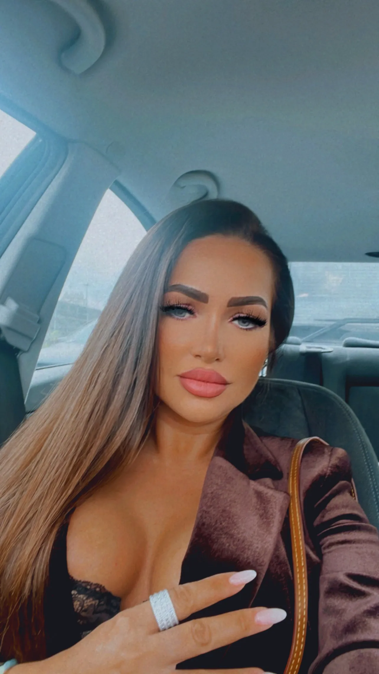 Live sex webcam photo for ASYIAx #7229720