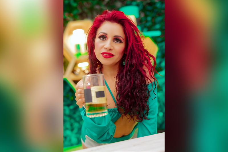 Live sex webcam photo for MayFlame #4087542