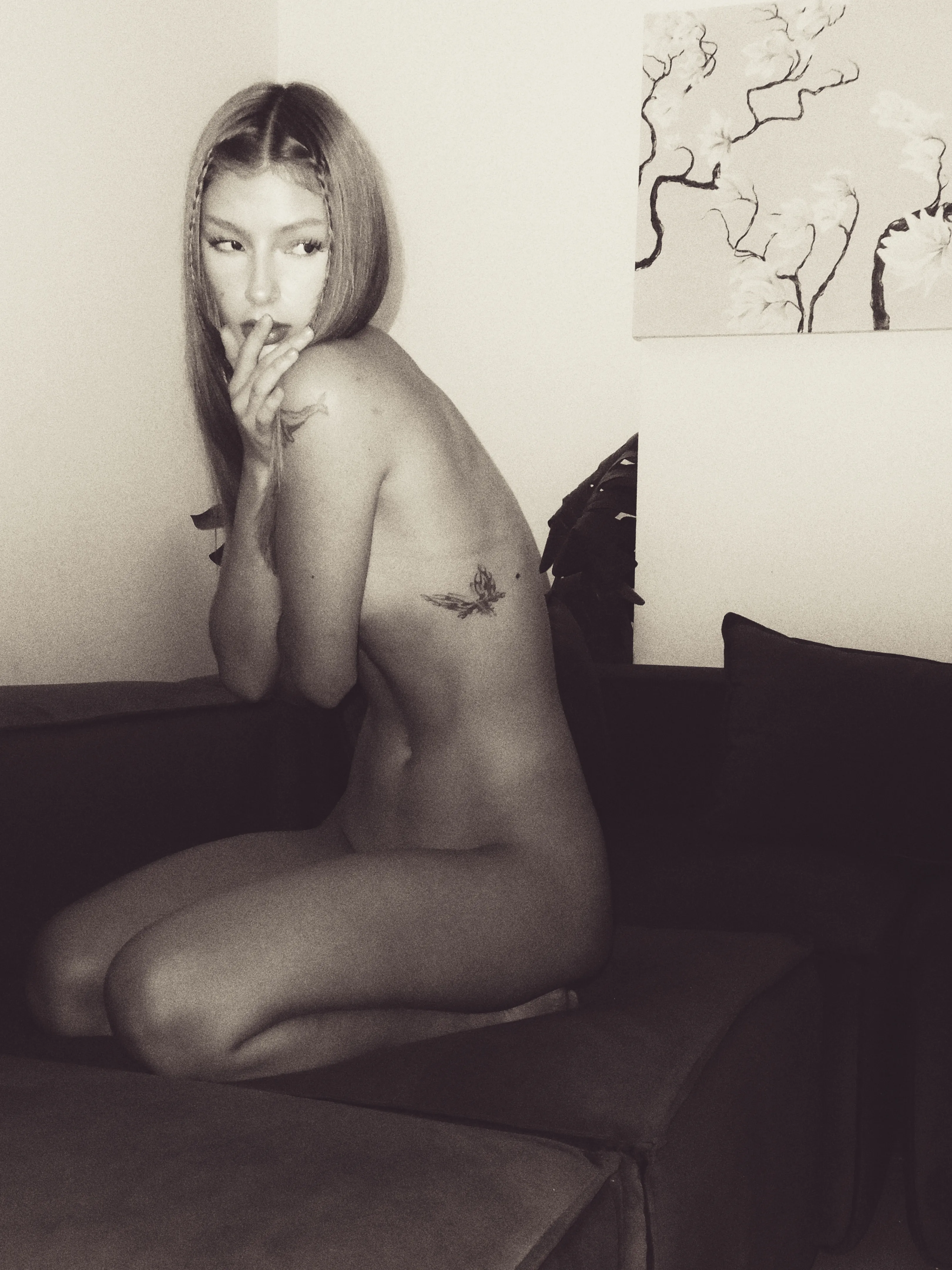 Live sex webcam photo for AmeAlcaraz #7770500