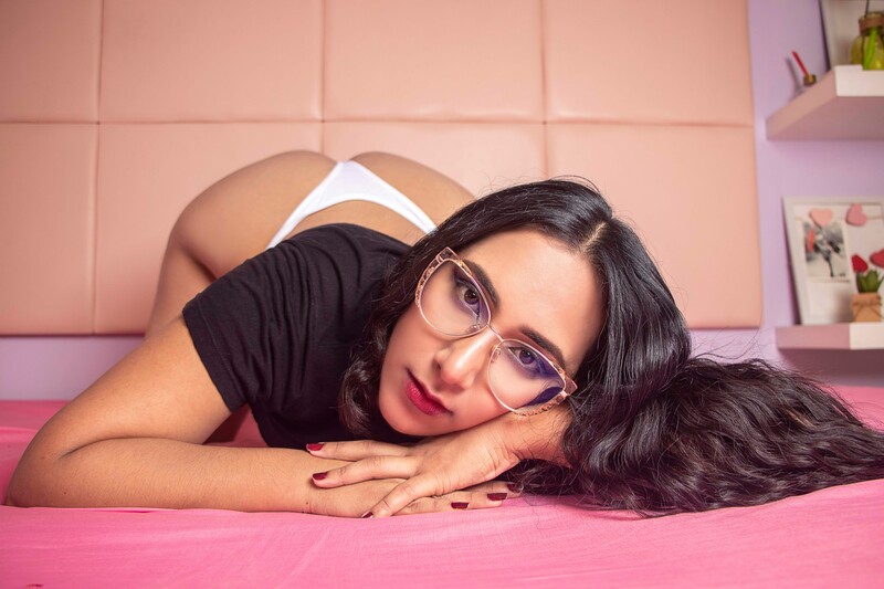 Live sex webcam photo for IsabellaLennox #4032620