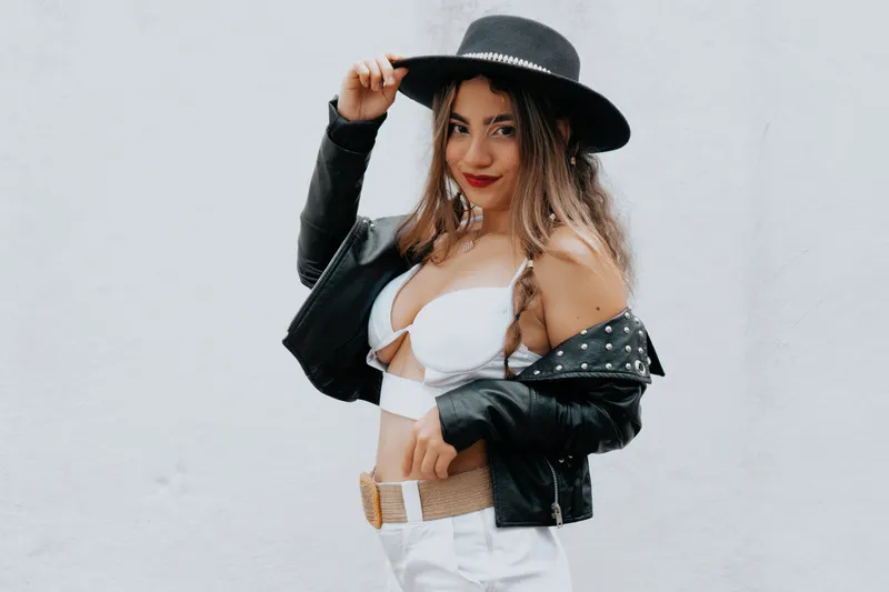 Live sex webcam photo for MiaGale #5271300