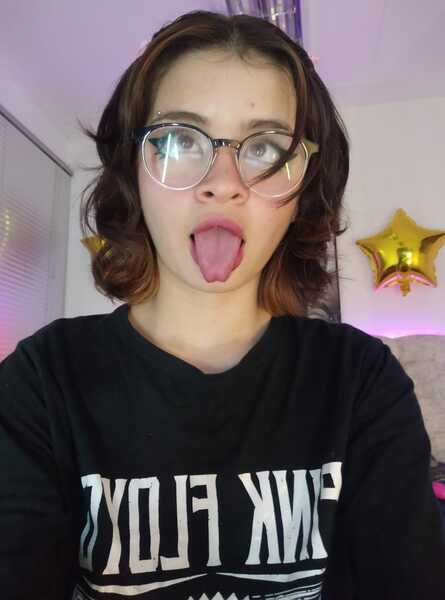 Live sex webcam photo for GraceThompson #5512019