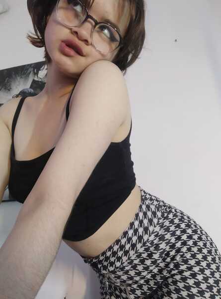 Live sex webcam photo for GraceThompson #5585905