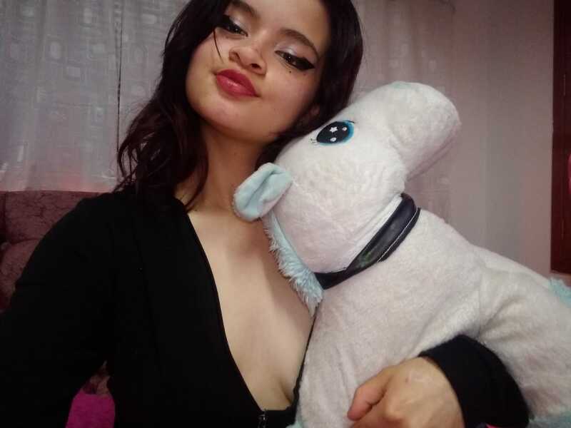 Live sex webcam photo for GraceThompson #4194682