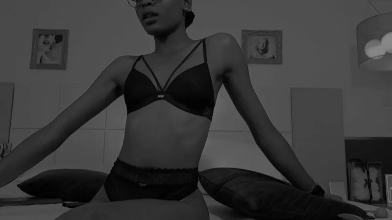 Live sex webcam photo for KatyGodwiin #5852729