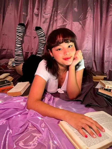 Live sex webcam photo for lindabl0ck #5405726