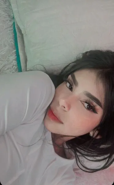 Live sex webcam photo for ZafiiroBluee #6160735