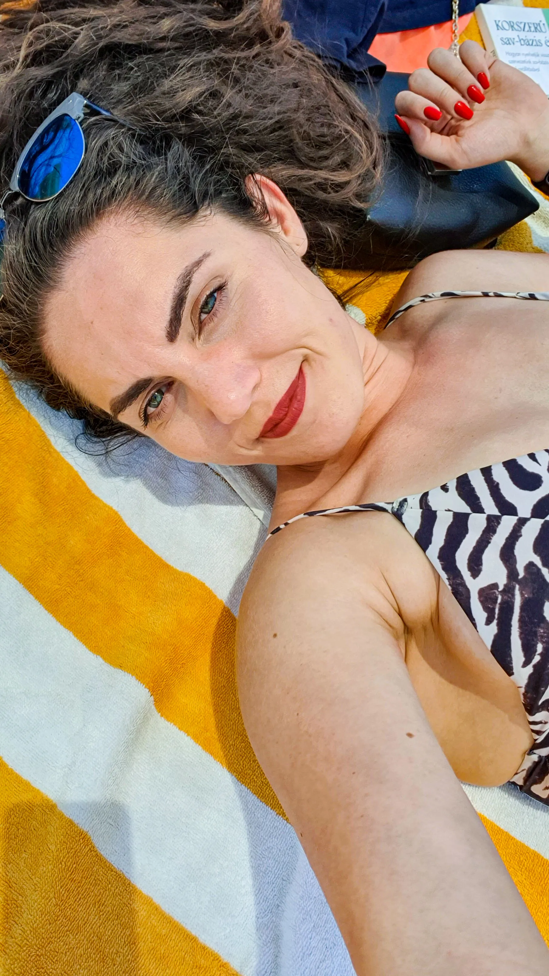 Live sex webcam photo for MissViyolet #7904553