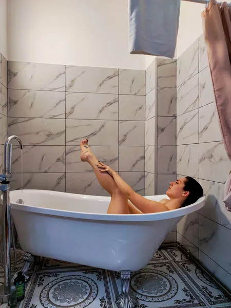 Live sex webcam photo for MissViyolet #7904608