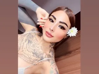 Live sex webcam photo for EmiliMontero #8285849