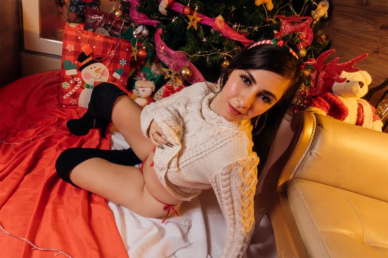 Live sex webcam photo for MiaPastori #6042684