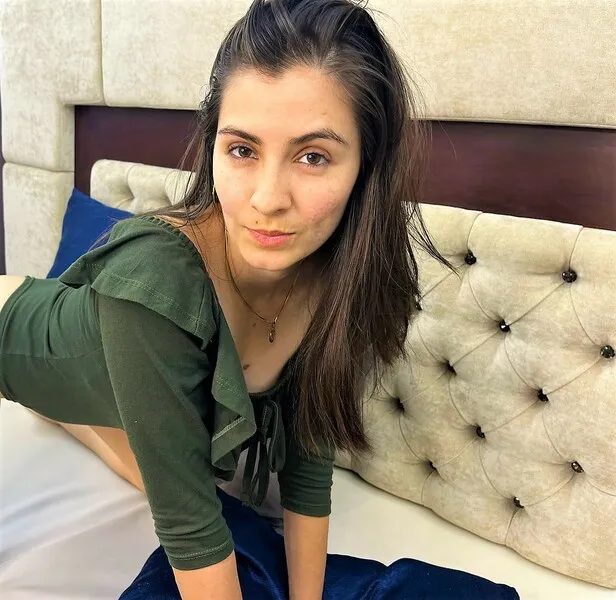 Live sex webcam photo for MiaPastori #6042591